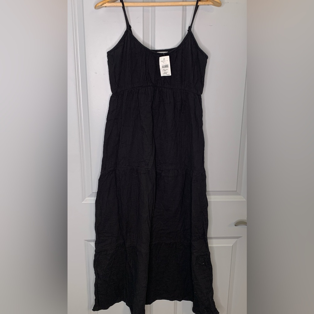 Socialite Gauze Tiered Black Maxi Dress in Women's Size M NWT